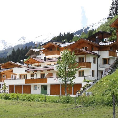 Large Chalet Apartment In Saalbach Hinterglemm Luaran gambar